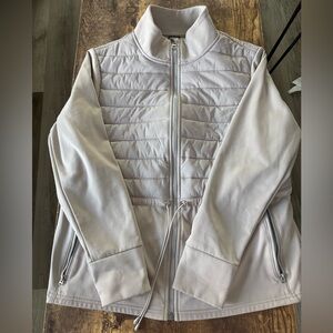 Avia Beige Quilted Cinch Tie Jacket 16/18 XL Women's Full Zip Thumbholes